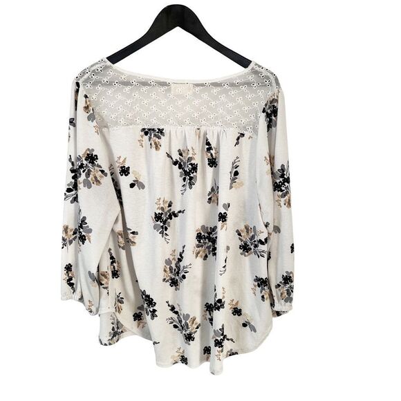 Melloday White Floral Pattern Eyelet Boho Peasant Long Sleeve Spilt Vneck Blouse - Picture 2 of 8